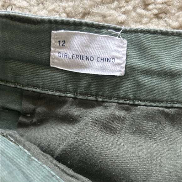 GAP Women’s Olive Chinos - Picture 3 of 5